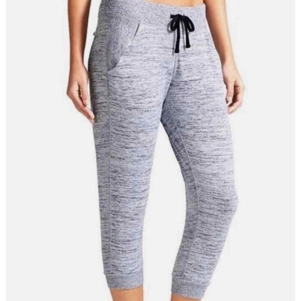 Athleta XS Grey Downplay Cropped Jogger Marled Sweatpants Athleisure Lounge Cozy